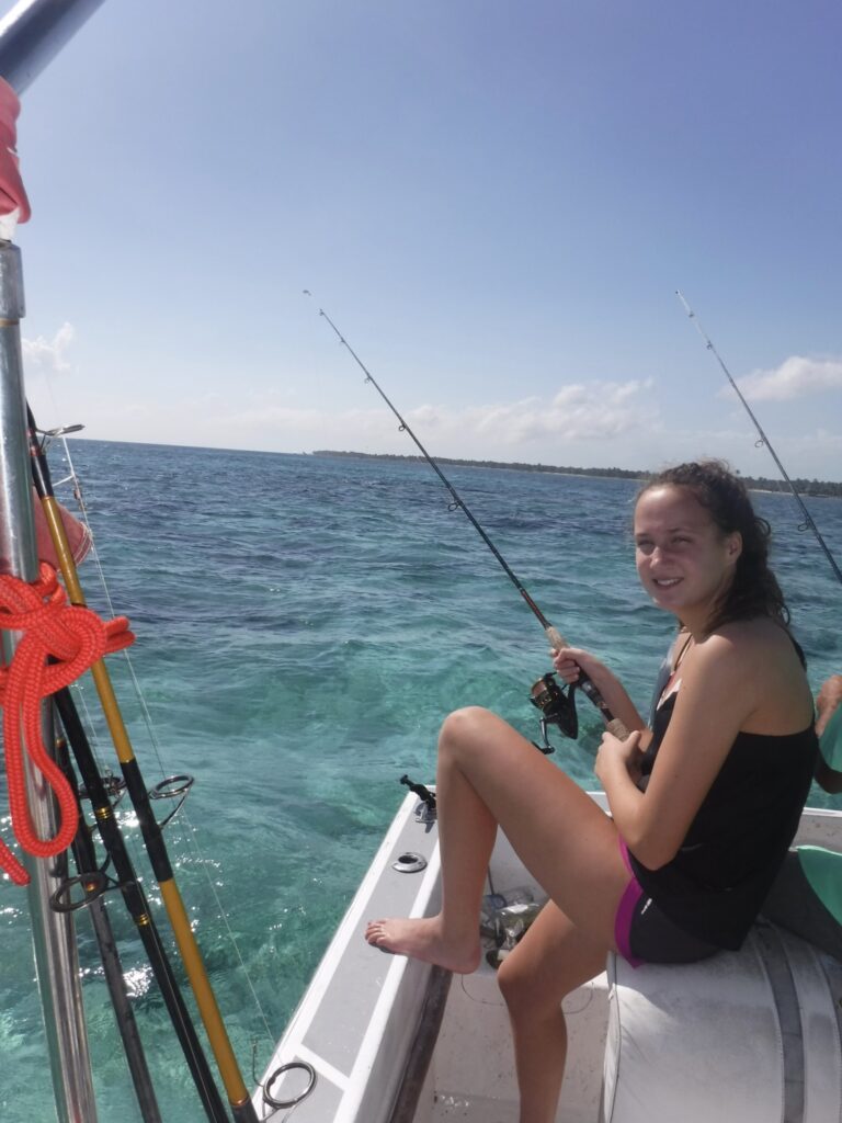 Belize travel blog adventurous families travel blog empty nesters travel blog ambergris caye cayo district phoenix resort mystic river ATM cave cave tubing snorkel snorkeling caye caulker seakarus blue water grill red ginger